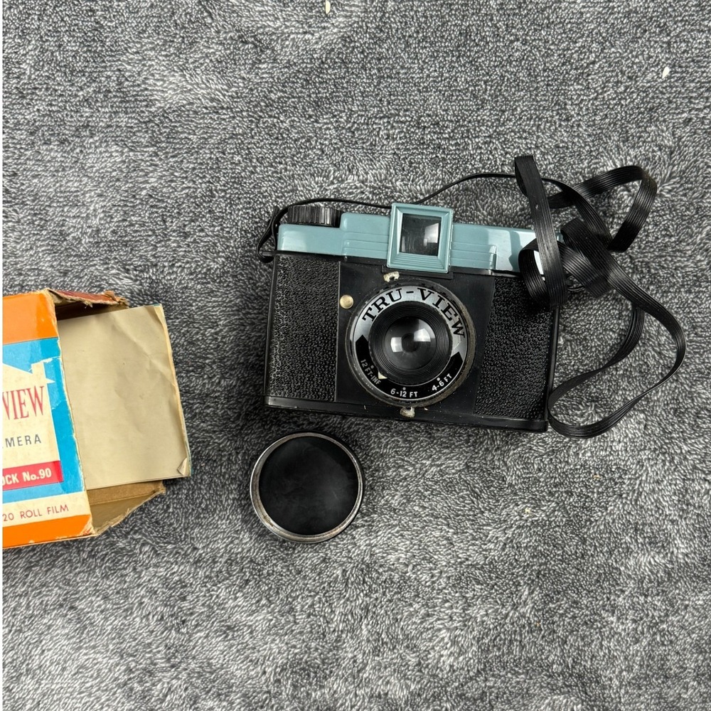 Vintage Tru-View Stock No. 90 Toy Camera 120 Roll Film Blue Black with Box